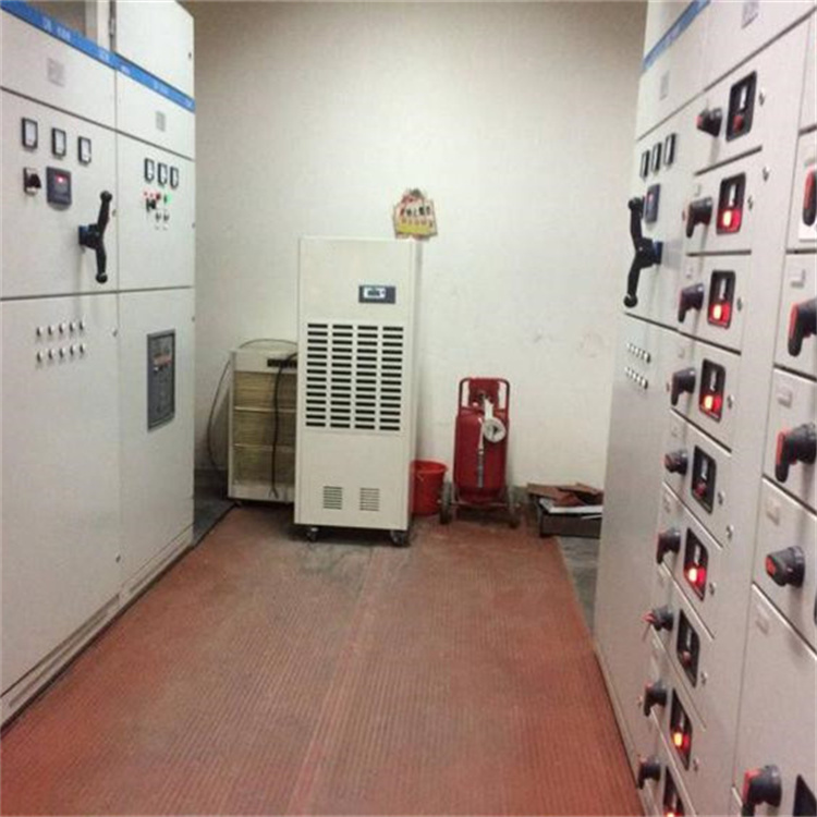 金属库房如何有效除湿？