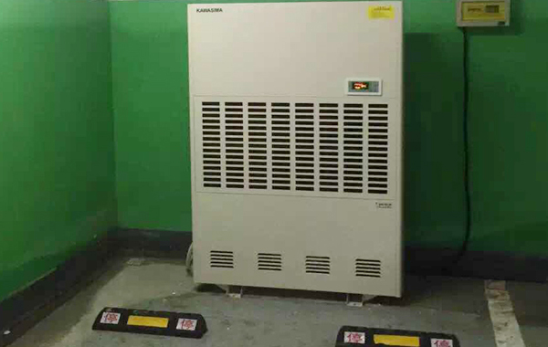 地下室车库除湿机图片